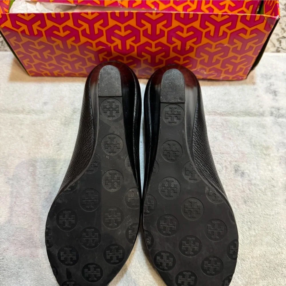 Tory Burch Black Leather Peep Toe Wedges - Picture 3 of 3